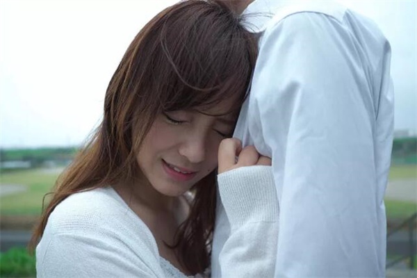 如何讓一個(gè)女孩想要你回來(lái)？